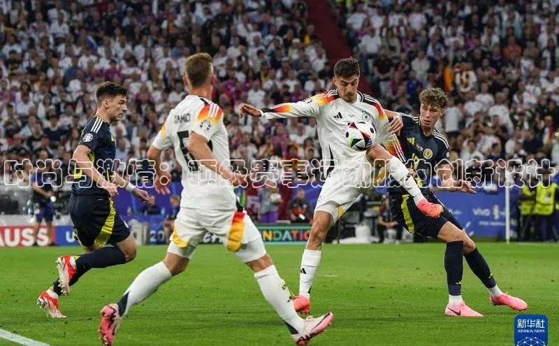 3377体育网站平台登录百度大脑时尚与激情：顶级赛事运动服的创新设计