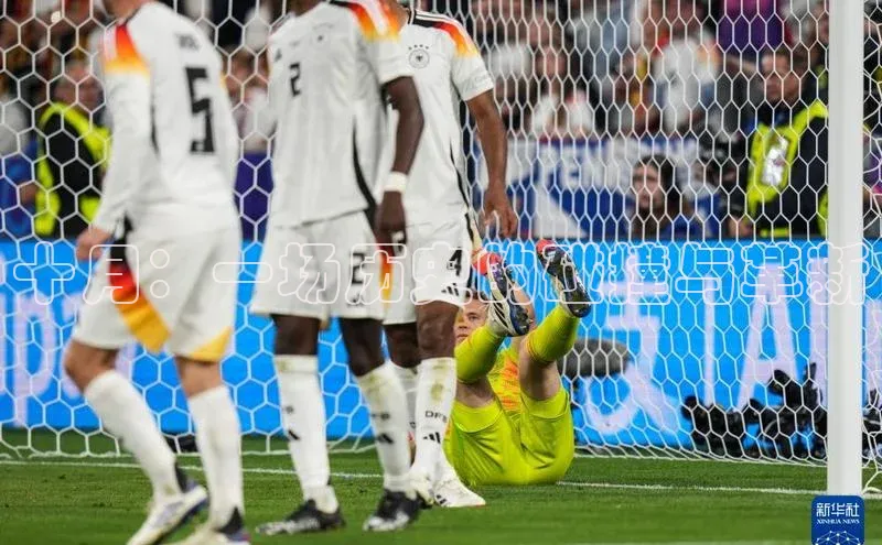 十月：一场历史的碰撞与革新